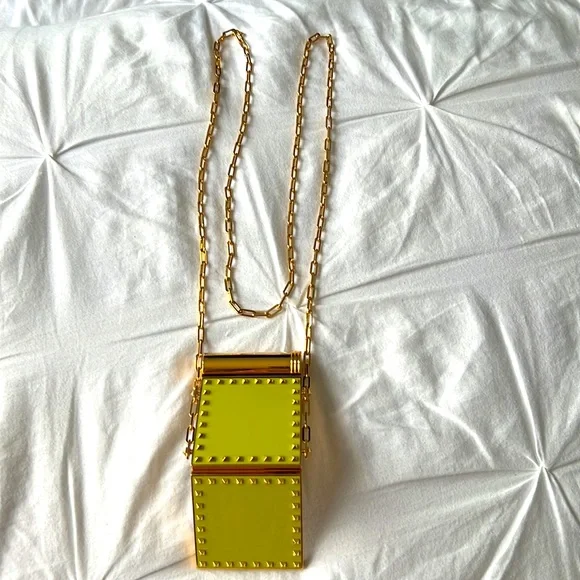 VALENTINO GARAVANI mirror compact yellow - Picture 3 of 6